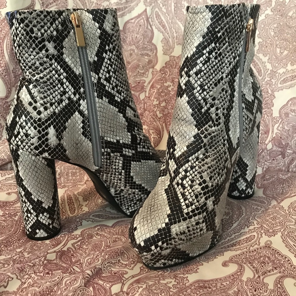 FAUX snake skin booties NEVER WORN